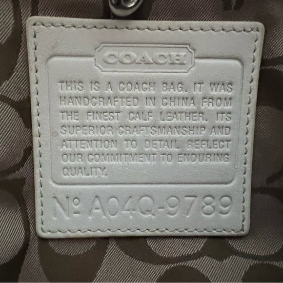 Coach -  Stylistic Vintage Black Patent Leather Bag - Picture 9 of 9